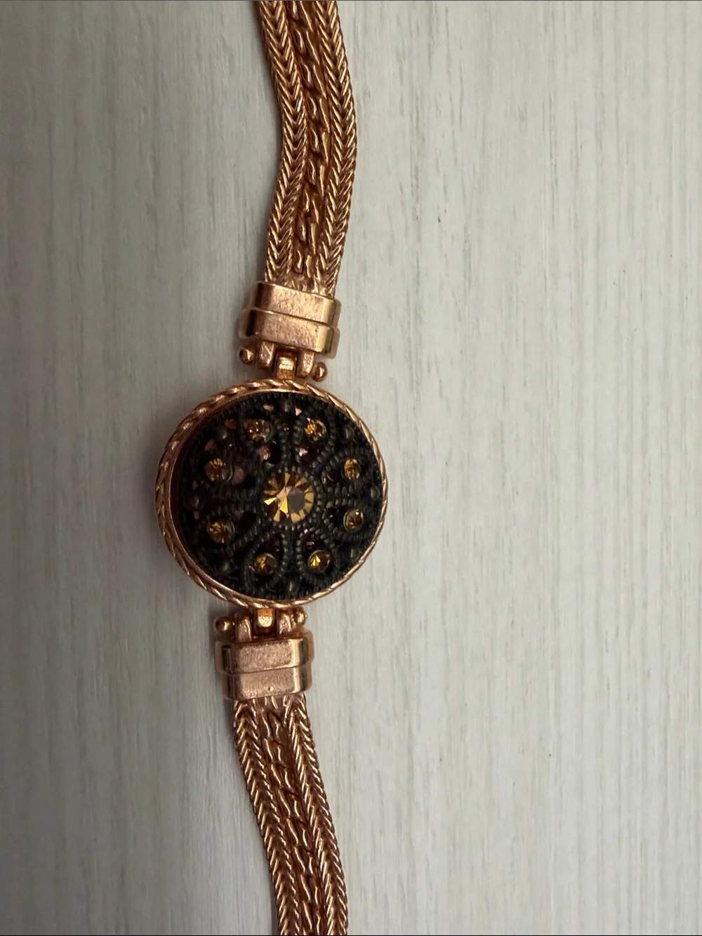 Vintage-Inspired Round Medallion Bracelet in Rose Gold with Amber Crystals